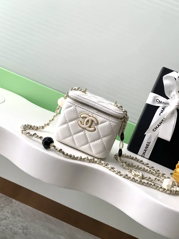 Chanel Quilted Lambskin Chain Cosmetic Bag image 1