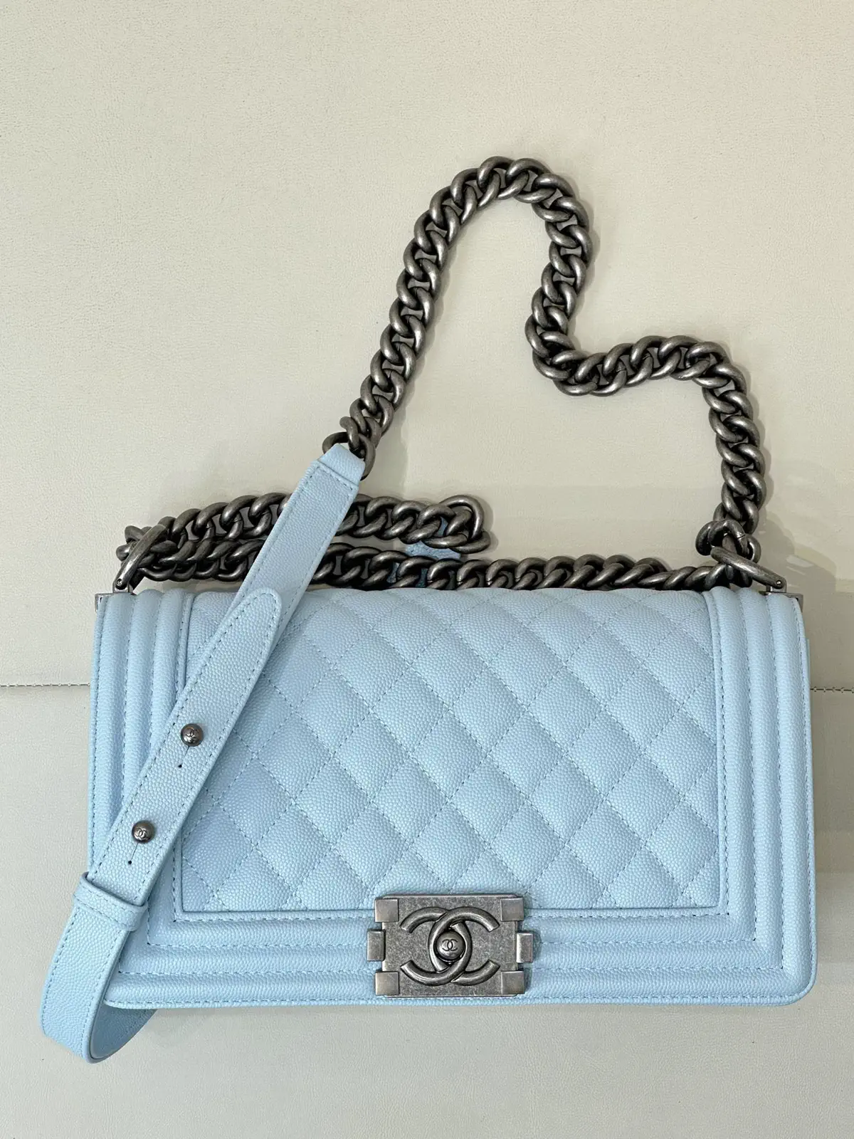 Chanel Quilted Chain Shoulder Bag image 1