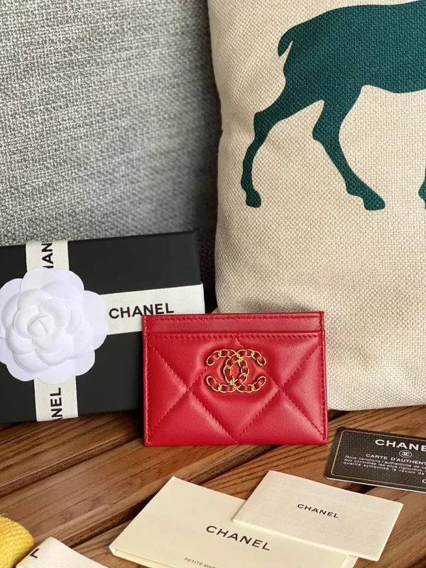 Chanel Quilted Card Holder image 1