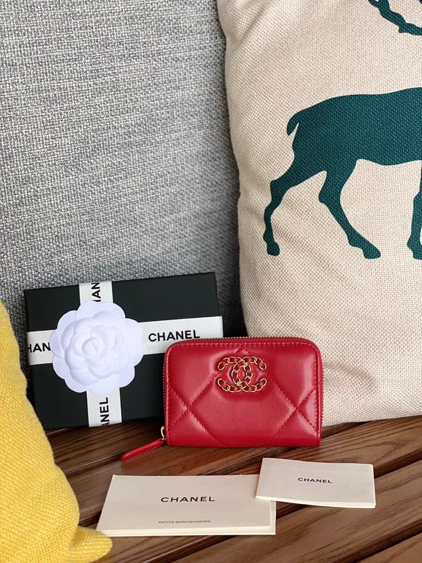 Chanel Quilted Zip Coin Purse image 1