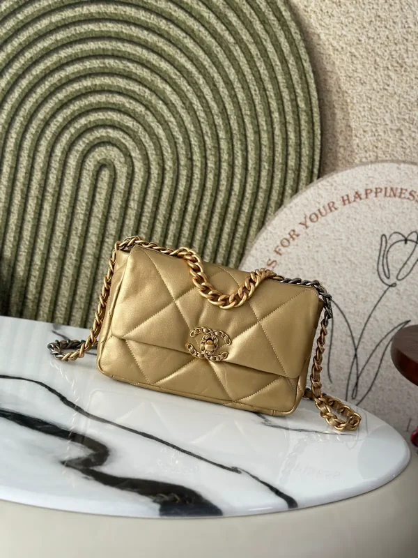 Chanel Quilted Chain 19 Bag image 1