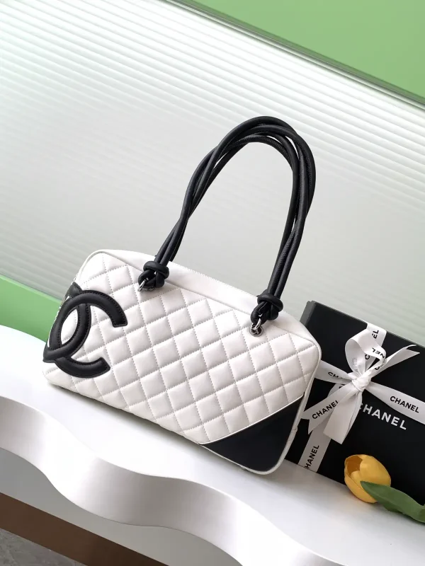 Chanel Quilted Shoulder Bag image 1
