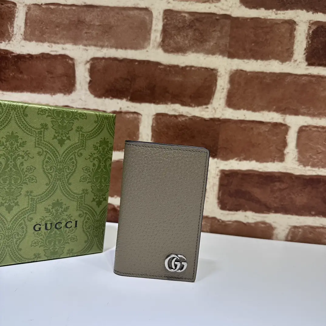Gucci Elephant Gray Card Holder image 1