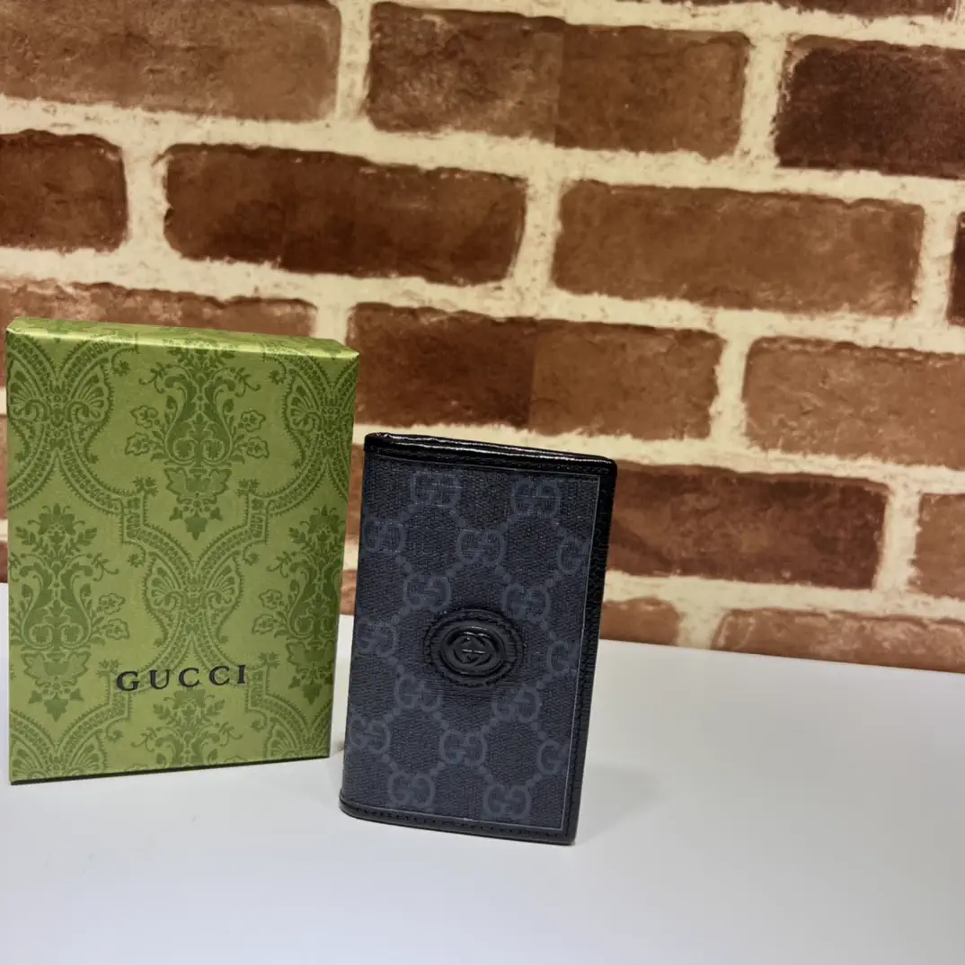 Gucci Monogram Card Holder image 1