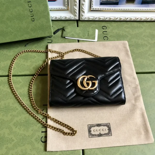 Gucci Black Quilted Chain Shoulder Bag image 1