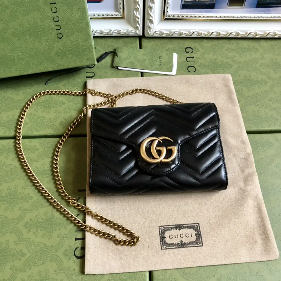Gucci Black Quilted Chain Shoulder Bag image 1
