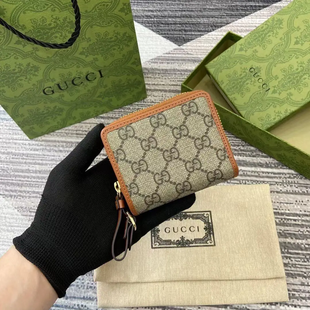 Gucci GG Emblem Monogram Card Holder image 1