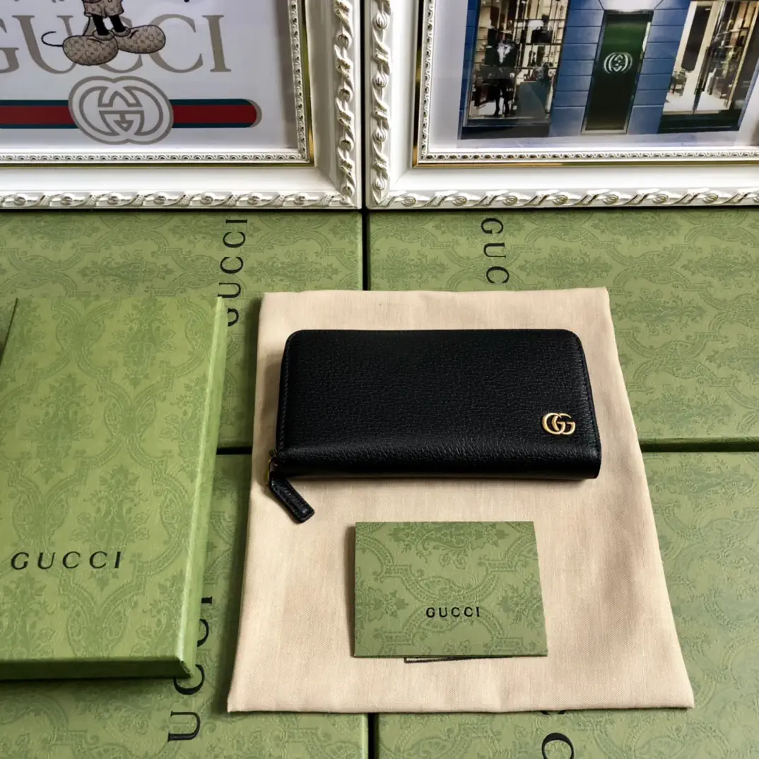 Gucci Black Zip Around Wallet image 1
