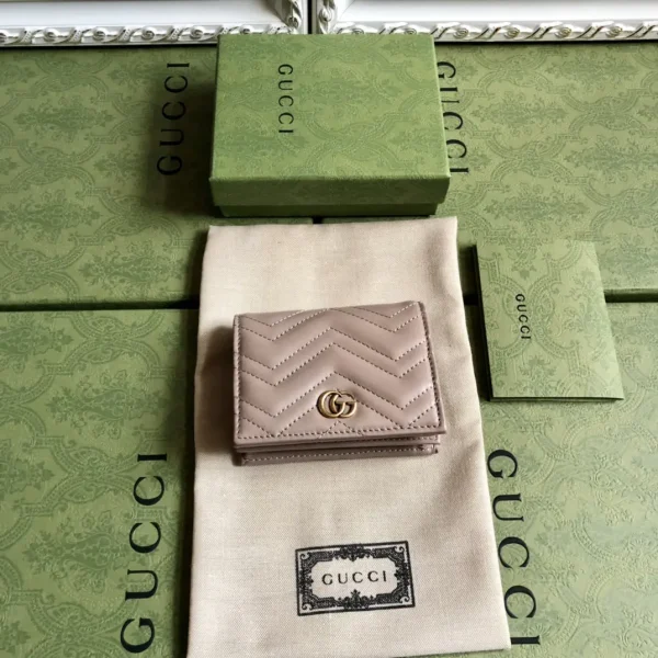 Gucci Quilted GG Logo Wallet image 1