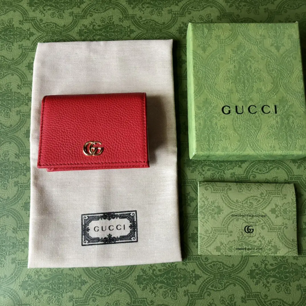 Gucci Red Leather Wallet image 1