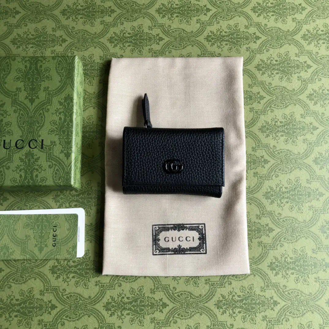 Gucci Marmont Black Leather Card Holder image 1
