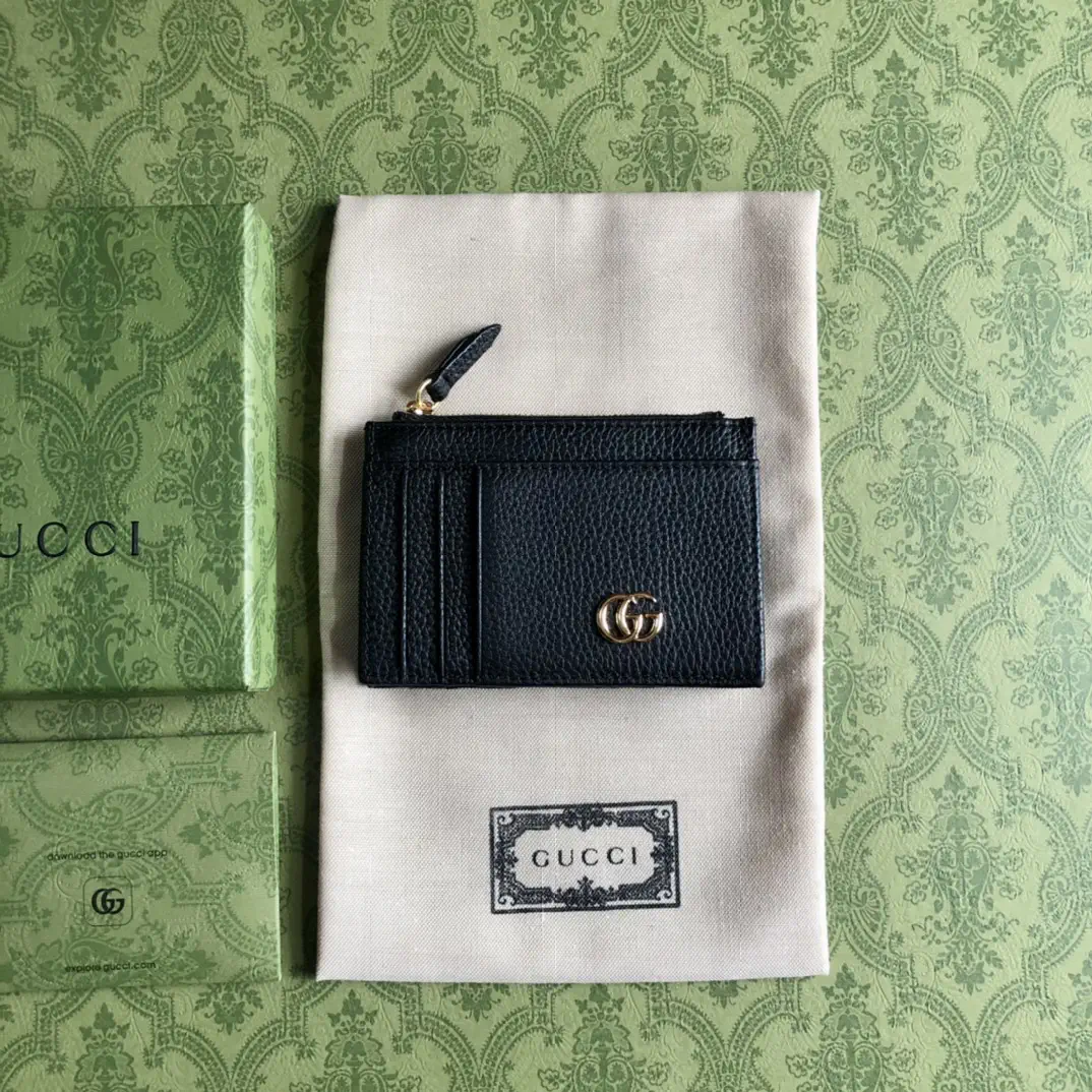 Gucci Black Leather Card Holder image 1