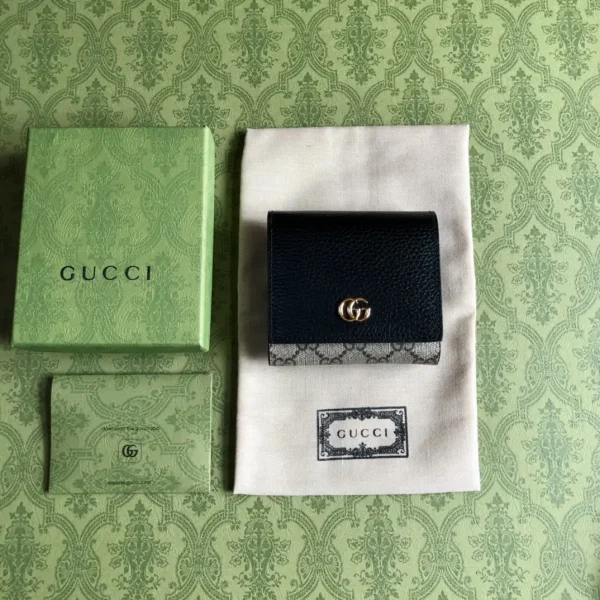Gucci GG Marmont Card Case Wallet image 1