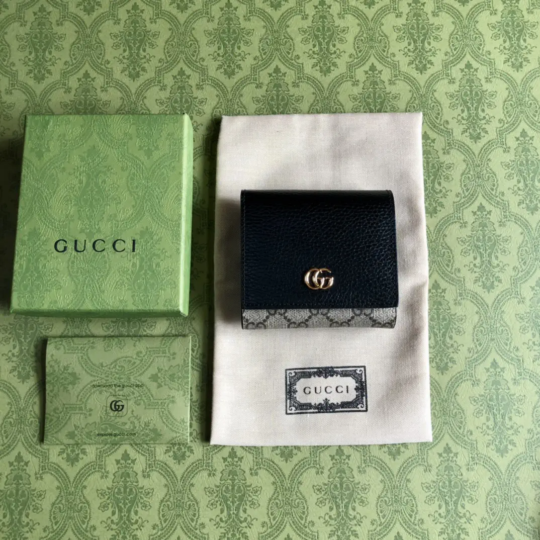 Gucci GG Marmont Card Case Wallet image 1