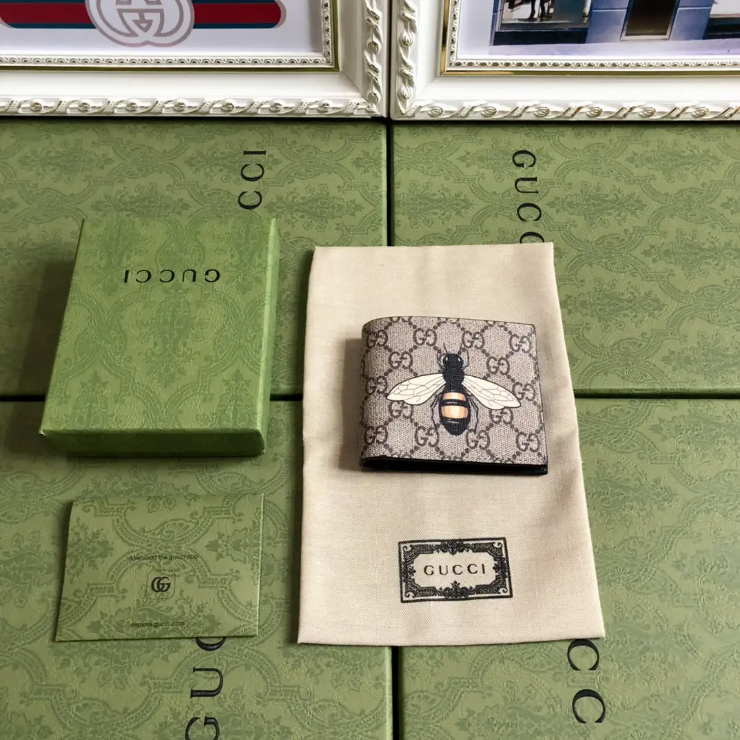 Gucci Monogram Bee Print Wallet image 1