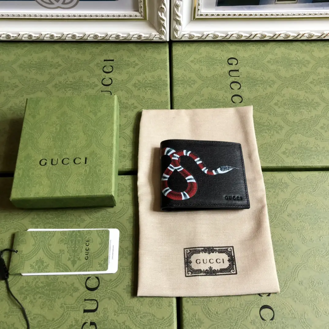 Gucci Snake Print Bifold Wallet image 1