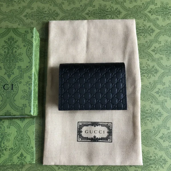 Gucci Monogram Card Holder image 1