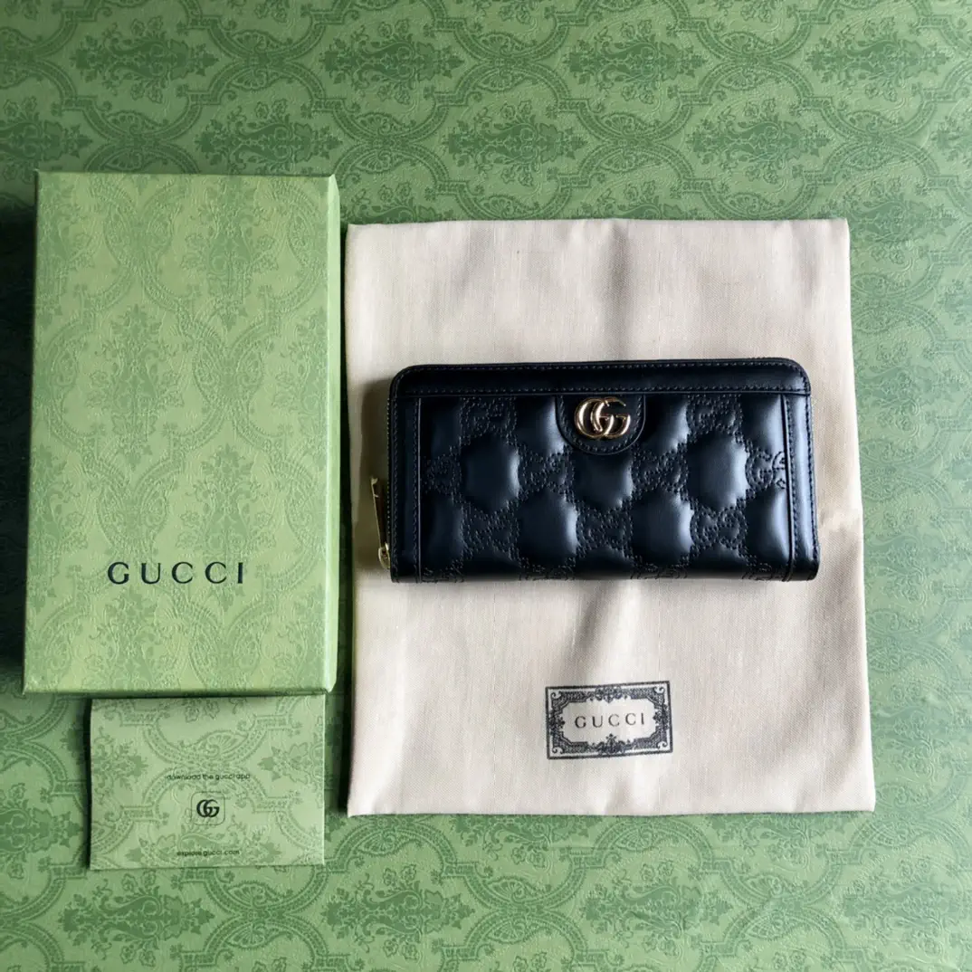 Gucci Matelassé Quilted Leather Wallet image 1