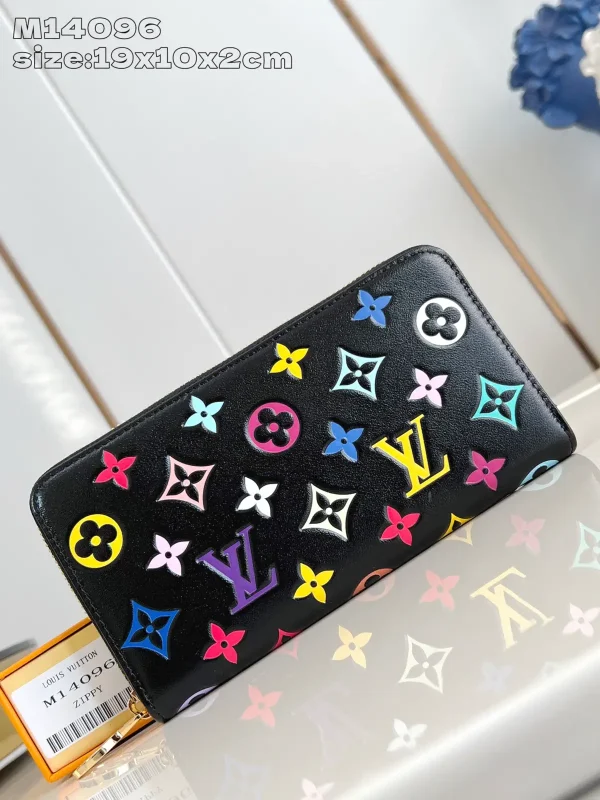 Gucci Multicolor Monogram Zip Wallet image 1