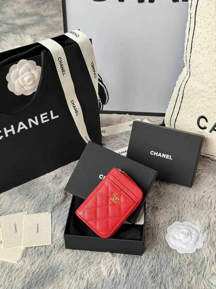 Chanel Quilted Zip Card Holder image 1