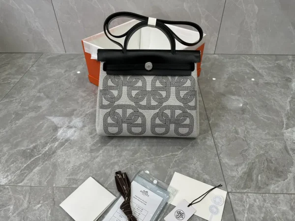 Hermès Herbag 31 Top Handle Bag image 1