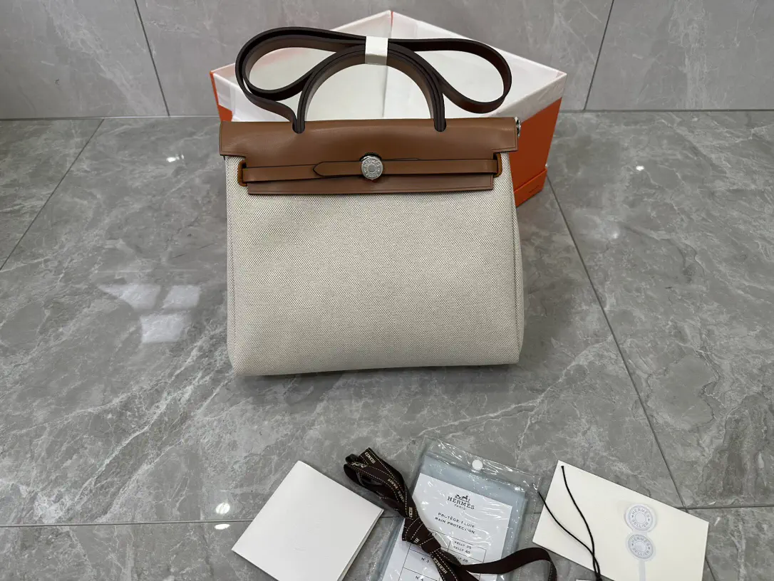 Hermès Herbag 31 Top Handle Bag image 1