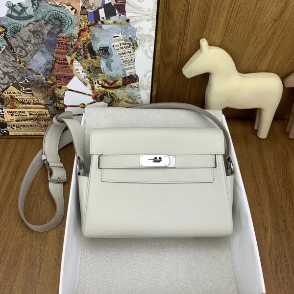 Hermès Light Gray Kelly Messenger Bag image 1
