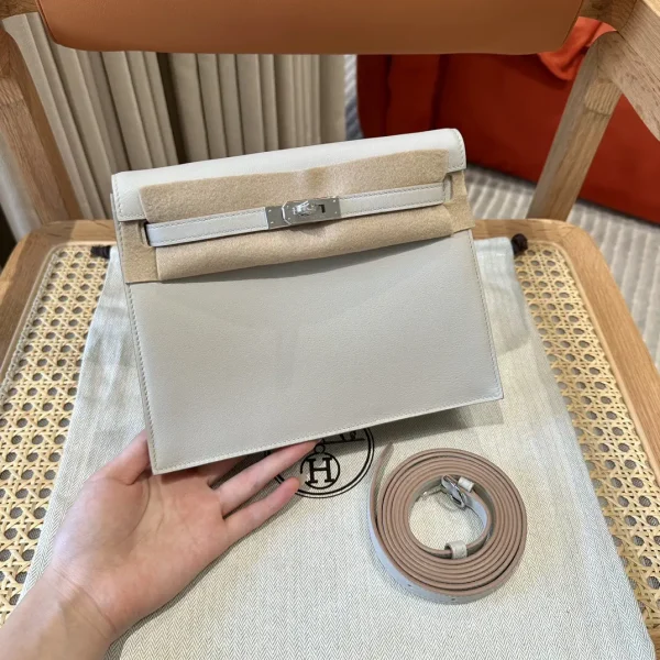 Hermès Pearl Grey Kelly Danse Bag image 1