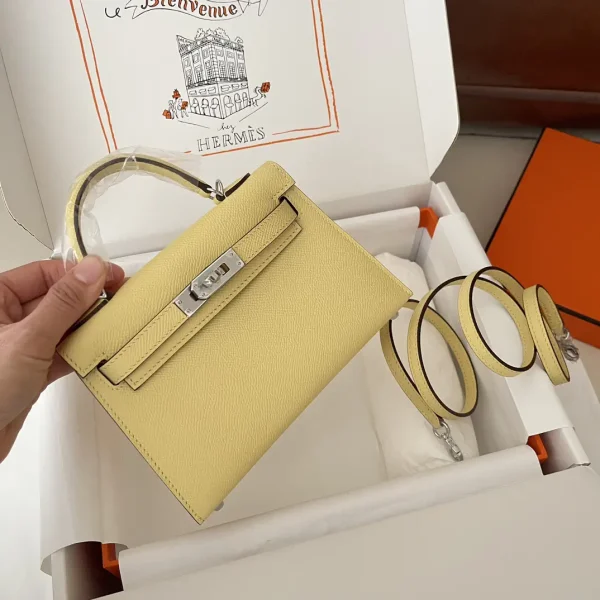 Hermès Light Yellow Top Handle Bag with Detachable Strap image 1