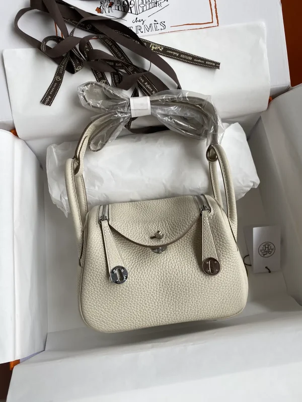Hermès Mini Lindy Shoulder Bag image 1