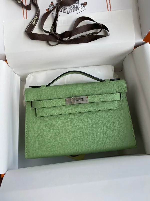 Hermès Green Kelly Top Handle Bag image 1