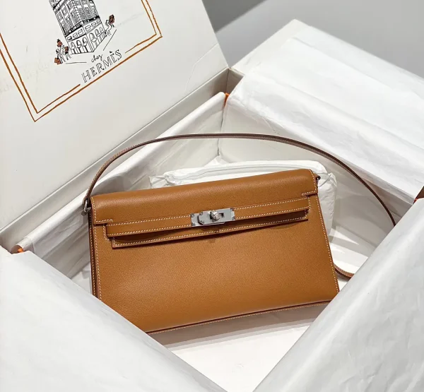 Hermès Brown Leather Kelly Elan Bag image 1