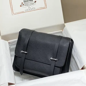Hermès Black Leather Crossbody Bag image 1