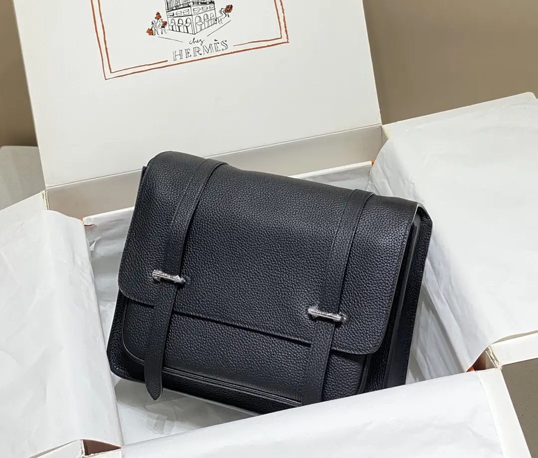 Hermès Black Leather Crossbody Bag image 1