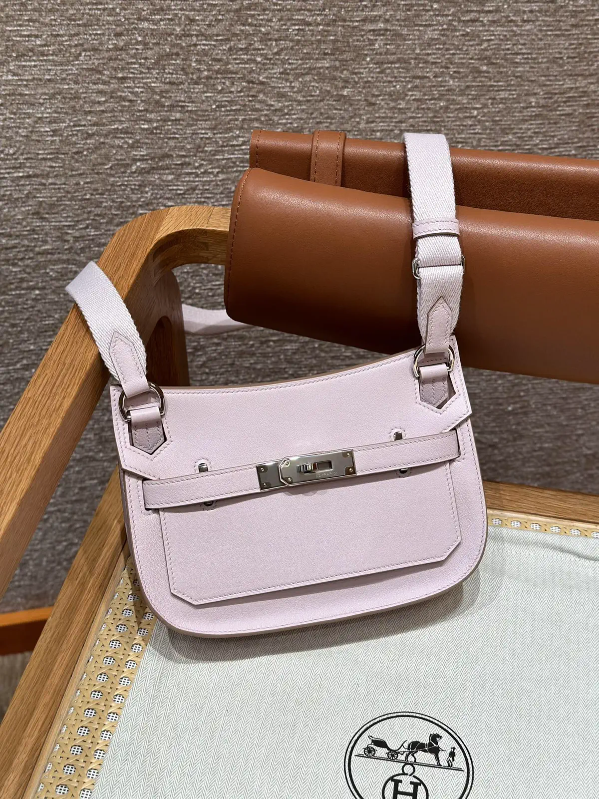 Hermès Mini Jypsiere 23 Crossbody Bag image 1