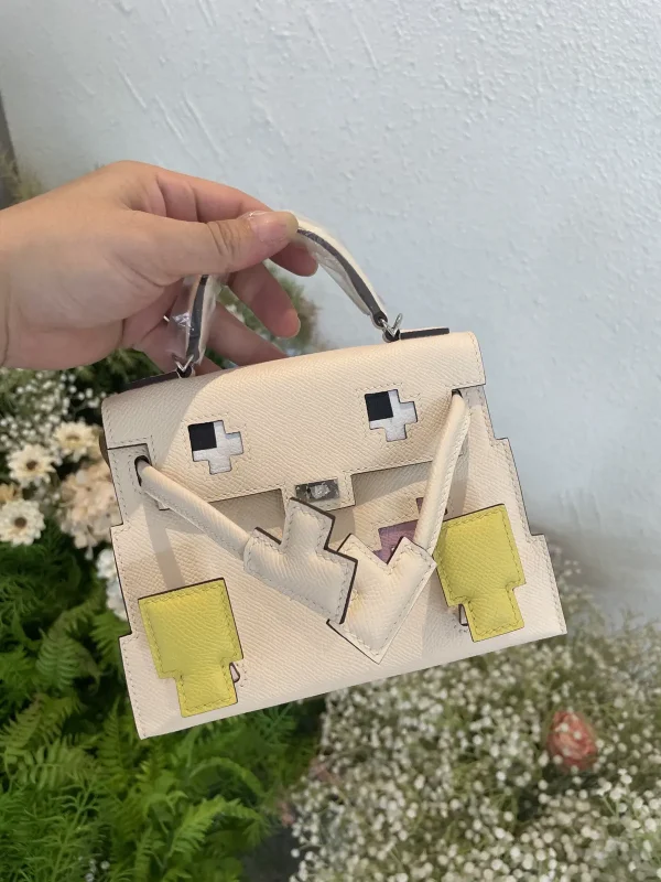 Hermès Cream White Pixel Doll Top Handle Bag image 1