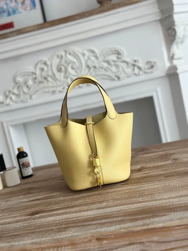 Hermès Picotin Bucket Bag image 1