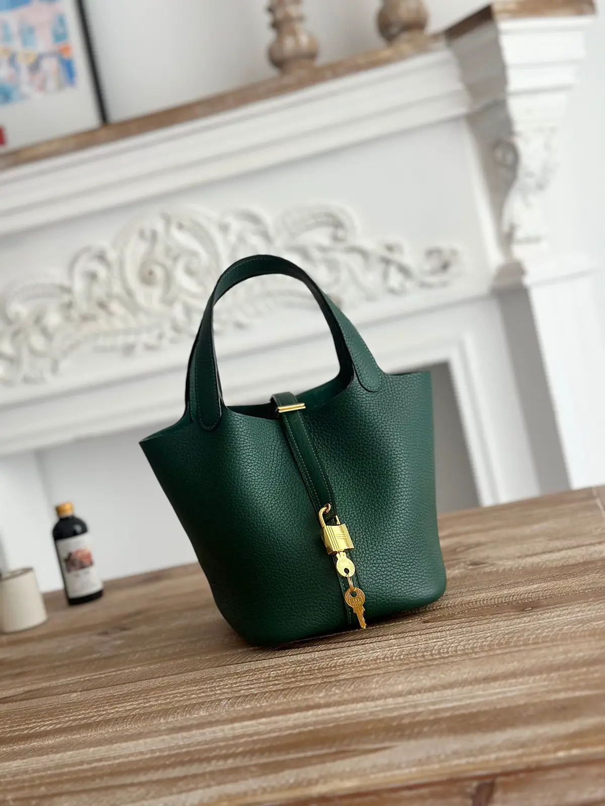 Hermès Green Leather Picotin Bucket Bag image 1