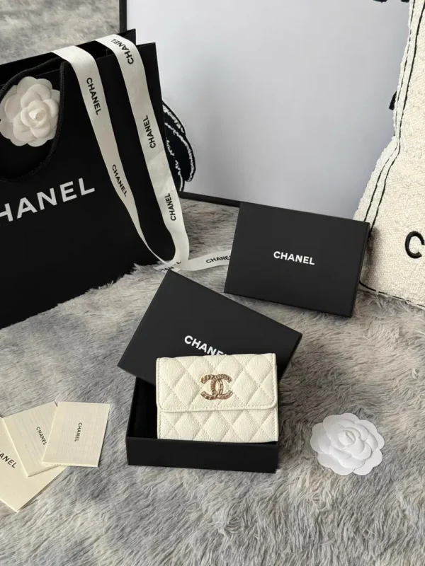 Chanel Quilted Card Holder image 1