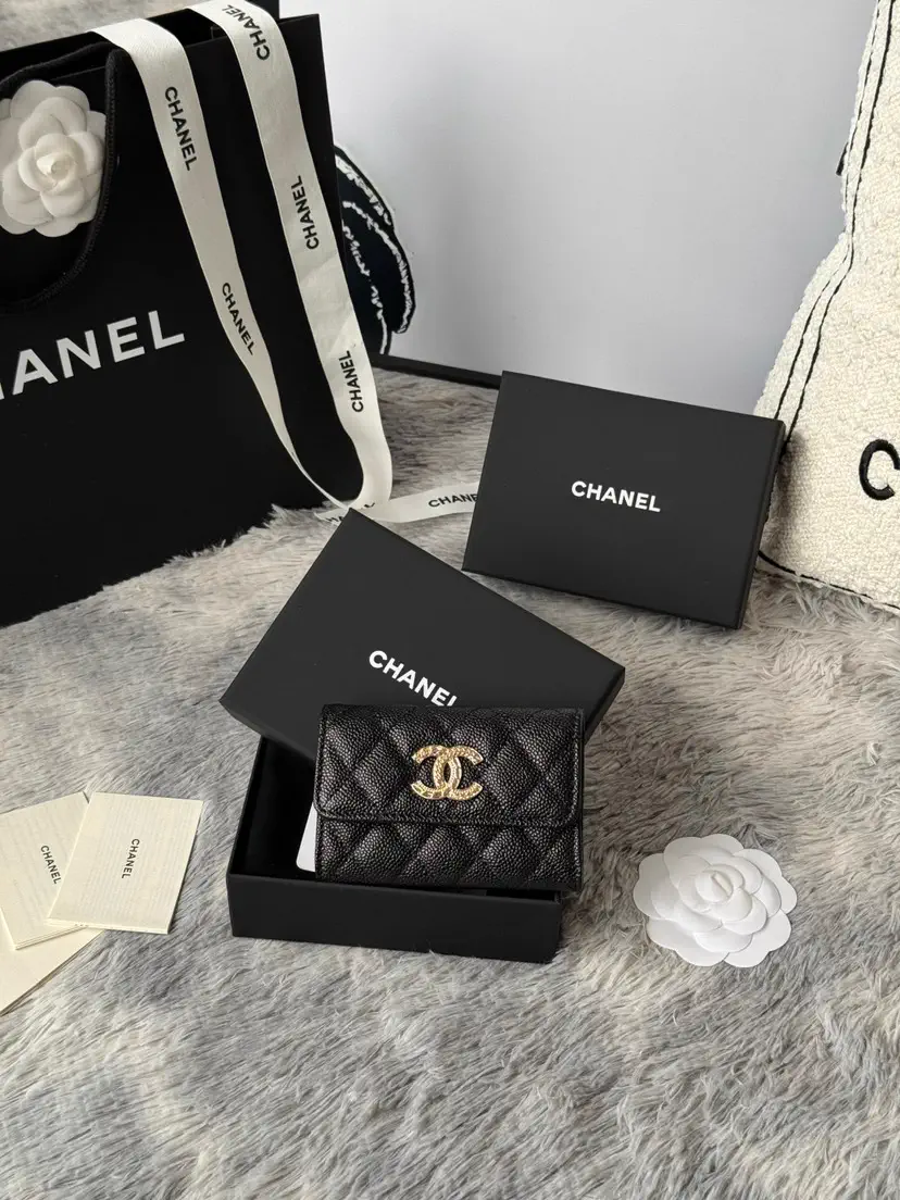Chanel Quilted Card Holder image 1