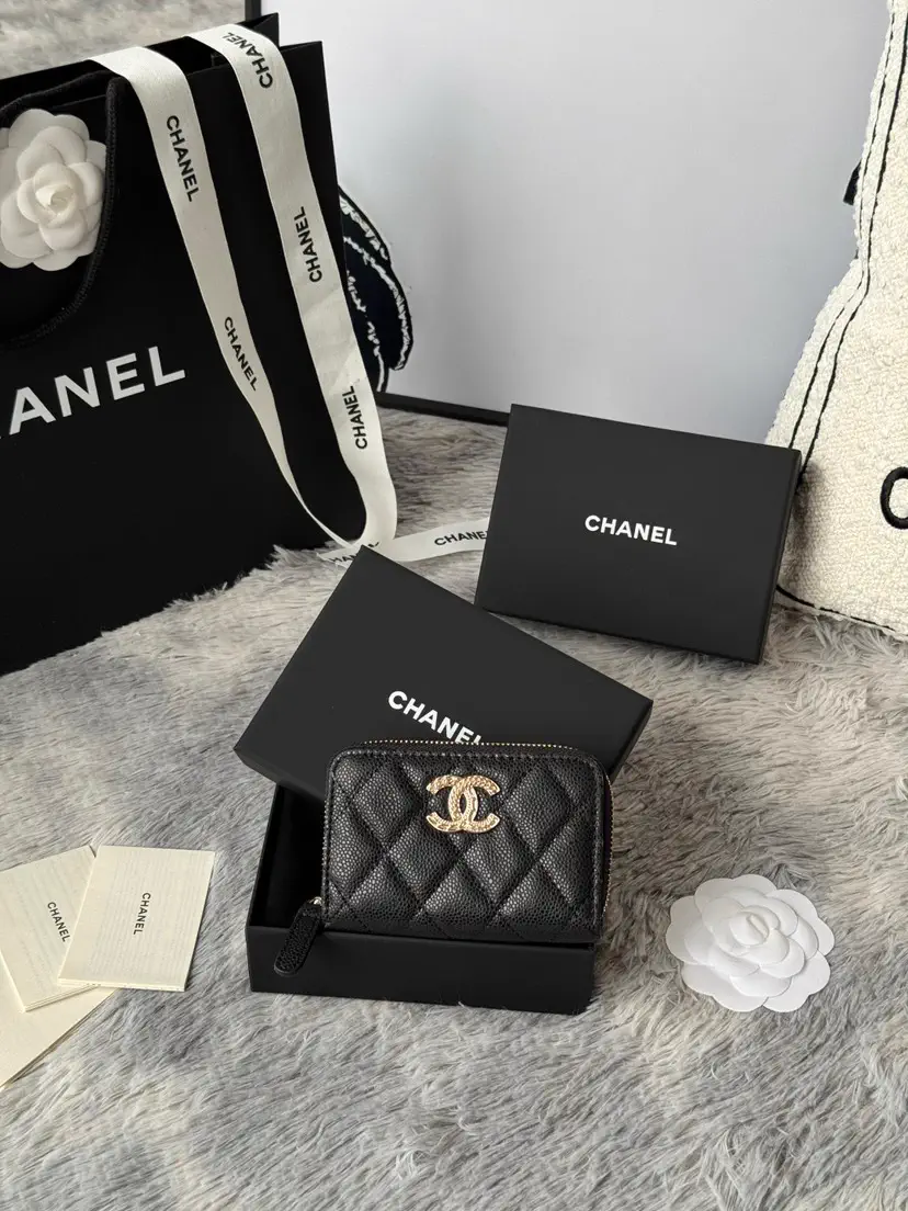 Chanel Quilted Zip Card Holder image 1