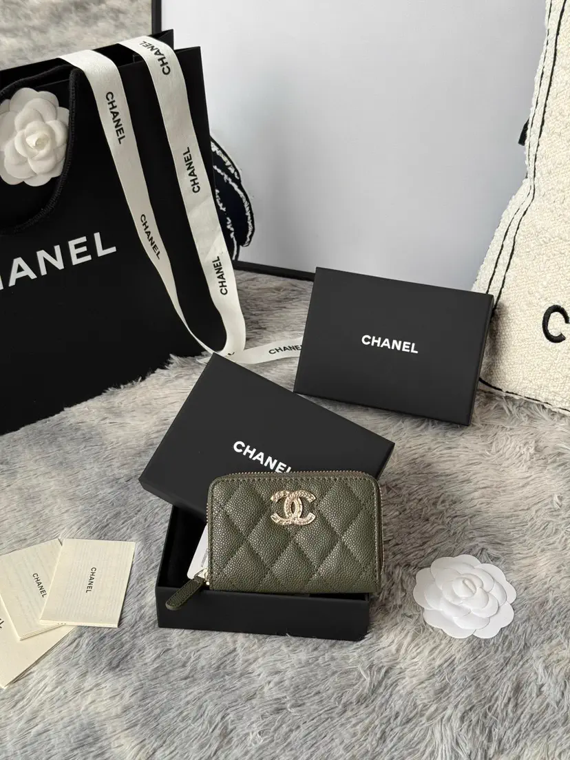Chanel Quilted Zip Card Holder image 1