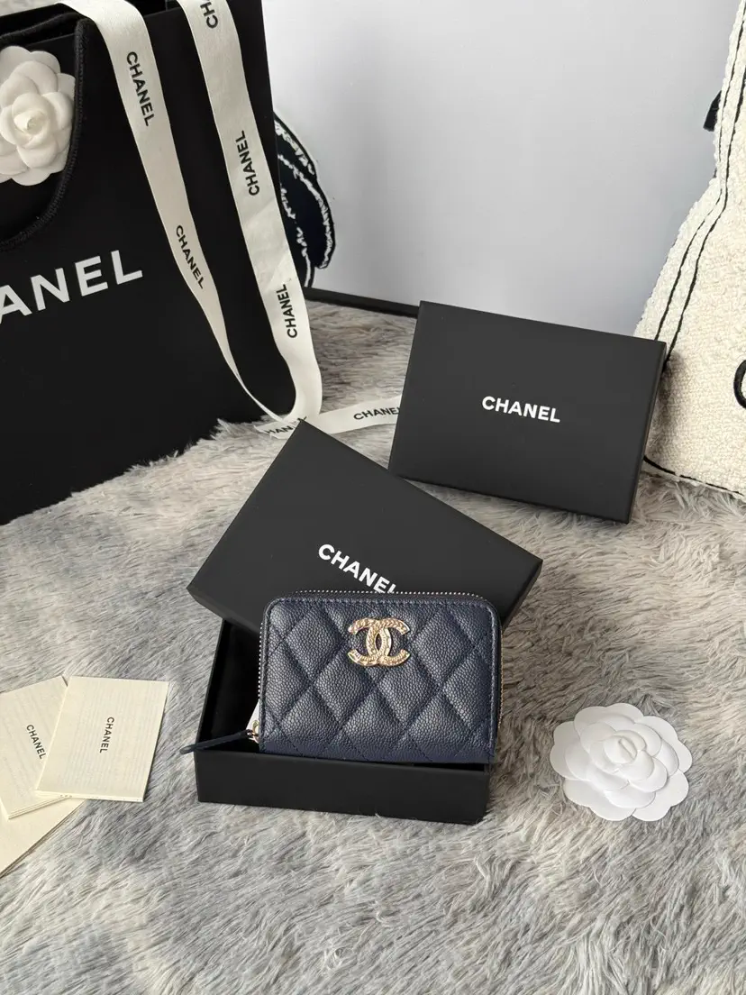 Chanel Quilted Zip Card Holder image 1
