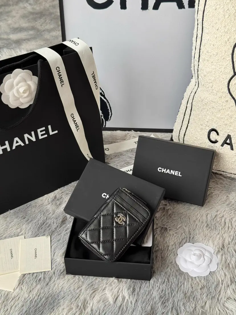 Chanel Quilted Zip Card Holder image 1
