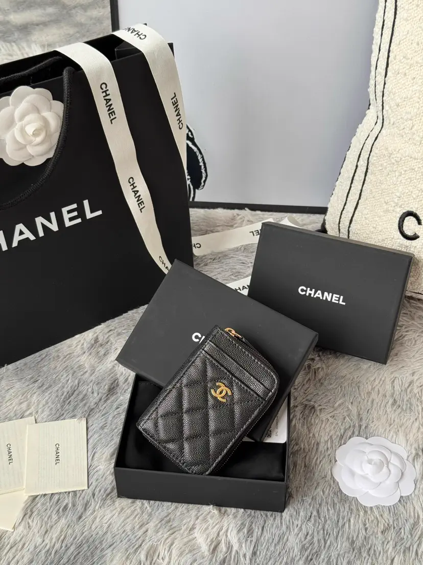 Chanel Quilted Zip Card Holder image 1