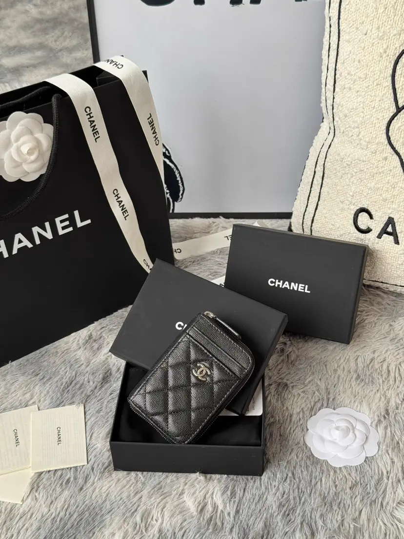 Chanel Quilted Zip Card Holder image 1