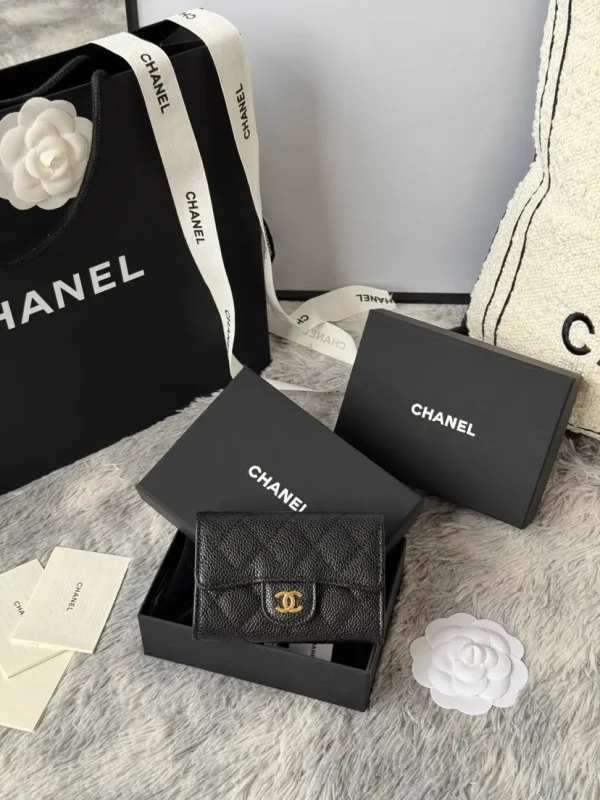 Chanel Quilted Card Holder image 1