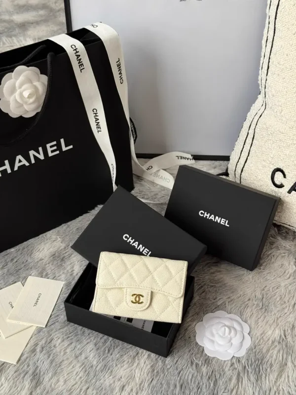 Chanel Quilted Card Holder image 1