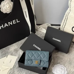 Chanel Quilted Card Holder image 1