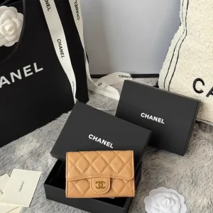 Chanel Quilted Card Holder image 1